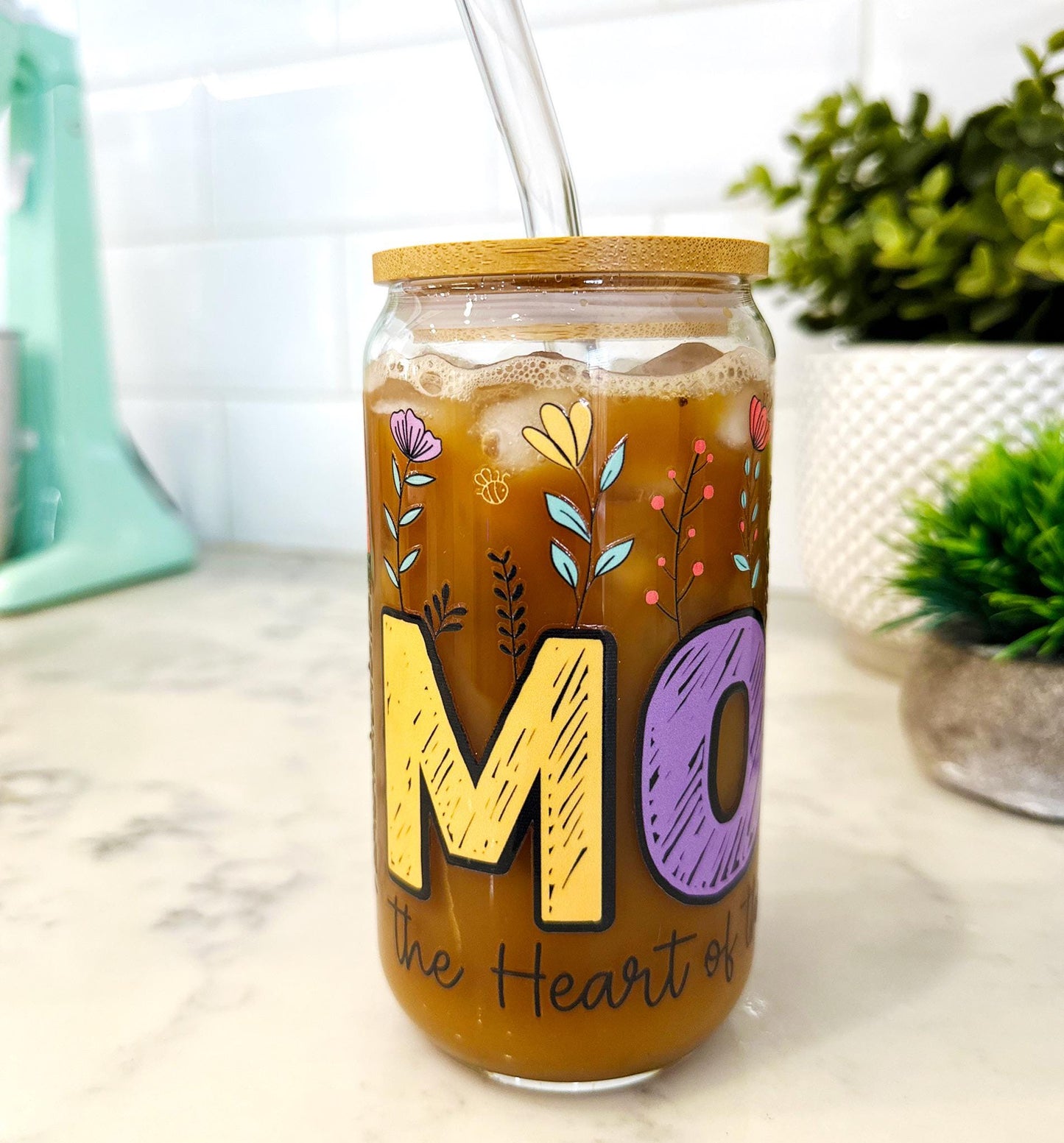 Personalized Mama Iced Coffee Glass with Bamboo Lid and Straw, Funny Mom Tumbler, Mother's Day Gift, Custom Mom Glass, Cute Mom Life Cup