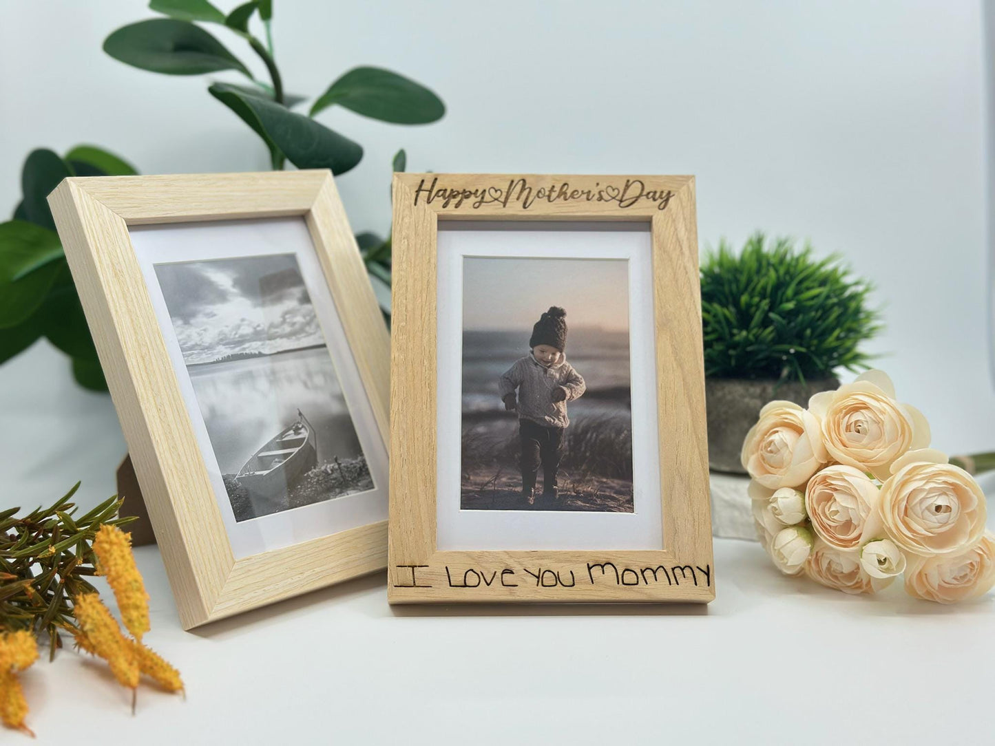 Custom Engraved Wood Picture Frame – Personalized Photo Frame with Message – Gift for Mom, Dad, Grandparents, or Any Special Occasion