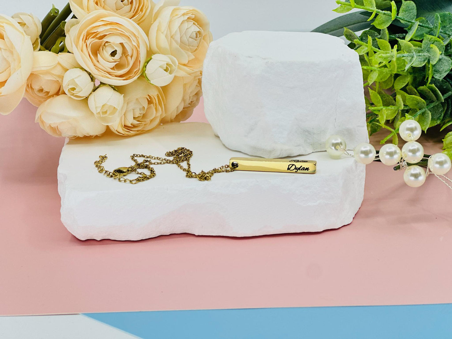 Custom Engraved Bar Necklace β Personalized Name & Heart Pendant β Minimalist Jewelry Gift for Her, Mom, Wife or Daughter