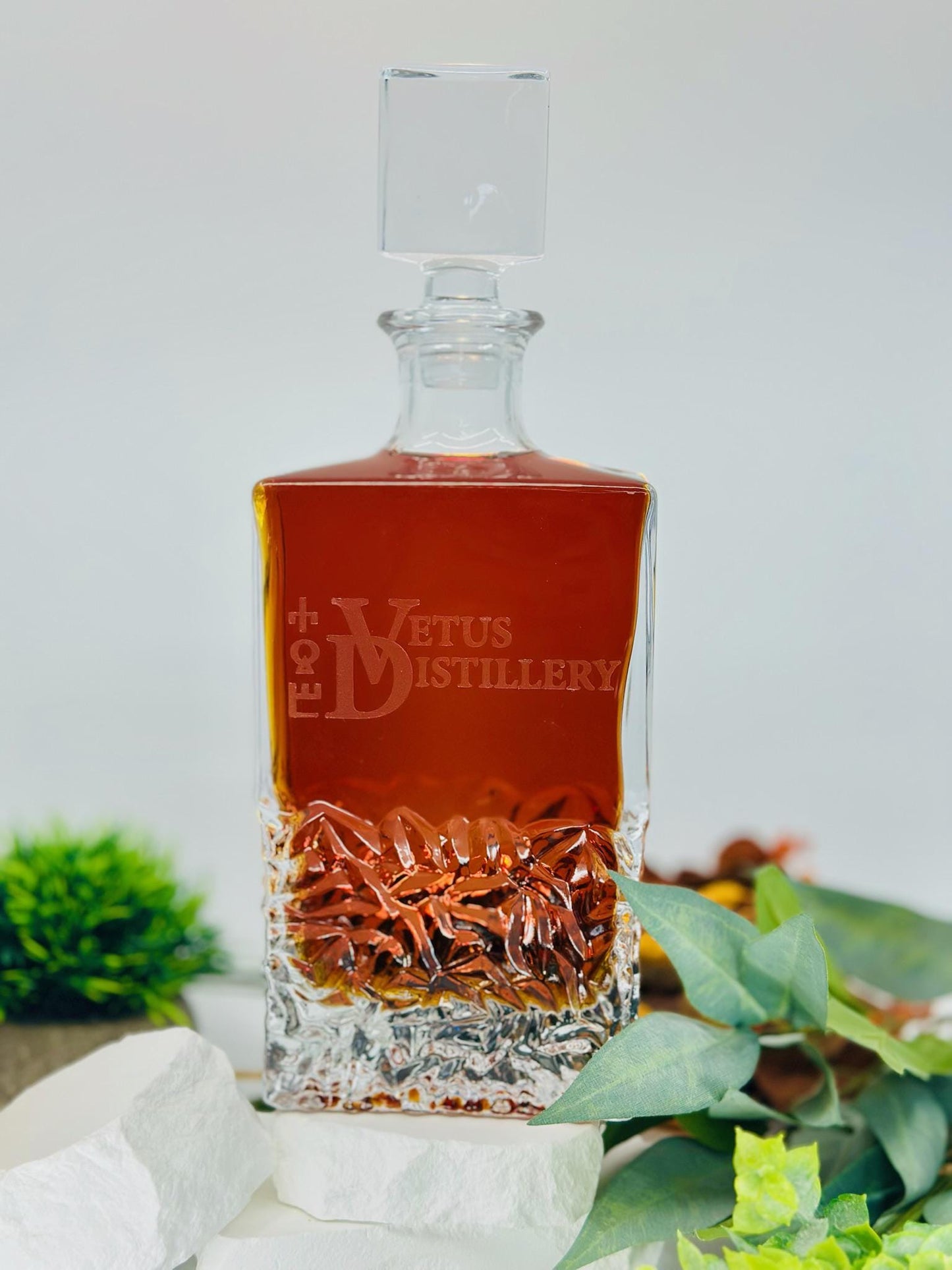Custom Engraved Liquor Decanter – Personalized Whiskey or Bourbon Bottle | Business Logo, Monogram, or Groomsmen Gift