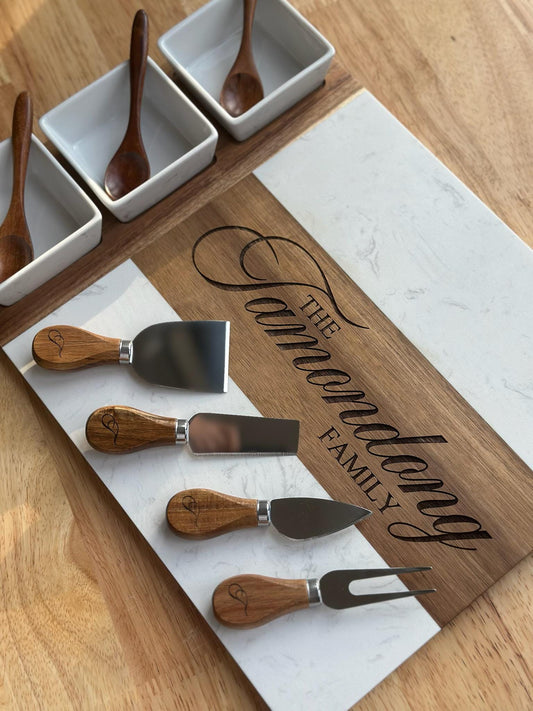 Personalized Marble and Wood Charcuterie Board with Engraved Knives, Custom Cheese Board Set, Housewarming Gift, Wedding Gift, Realtor gift