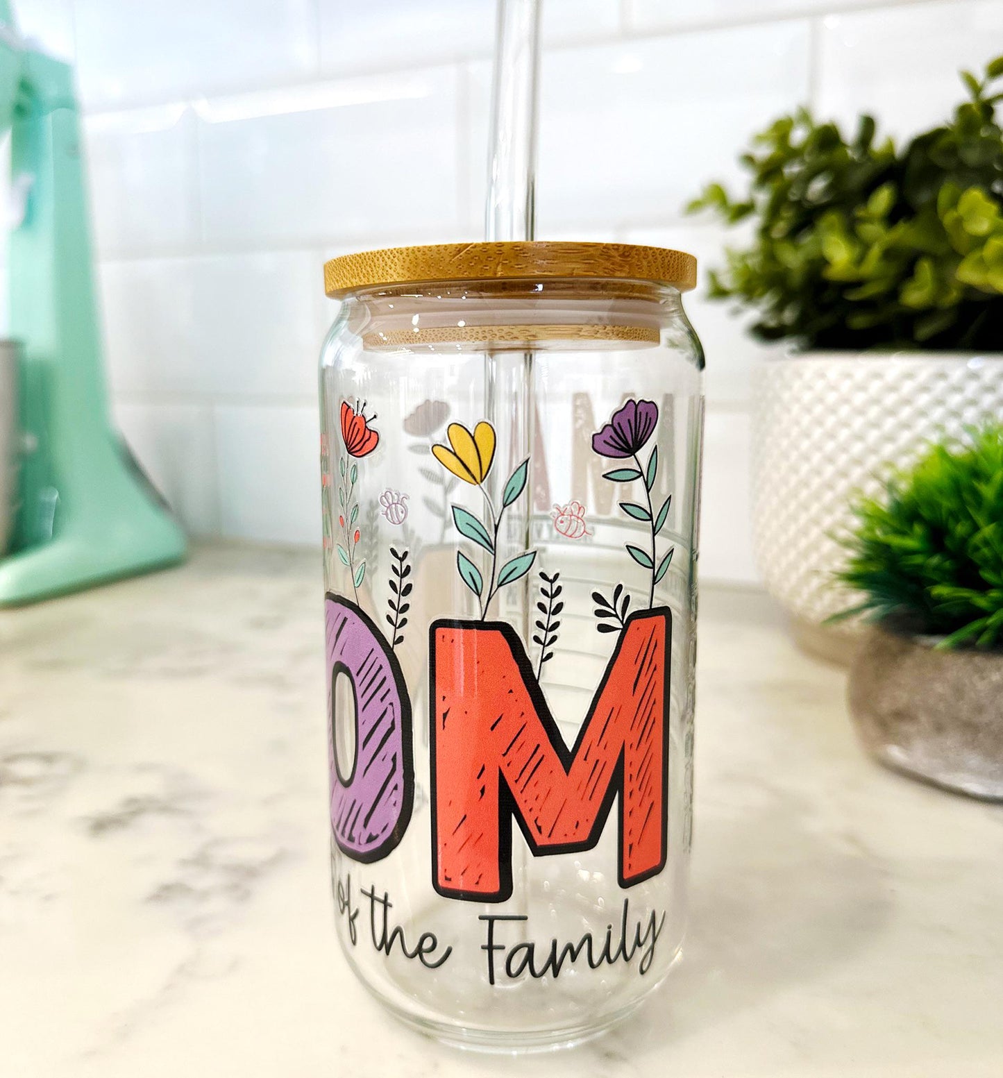 Personalized Mama Iced Coffee Glass with Bamboo Lid and Straw, Funny Mom Tumbler, Mother's Day Gift, Custom Mom Glass, Cute Mom Life Cup