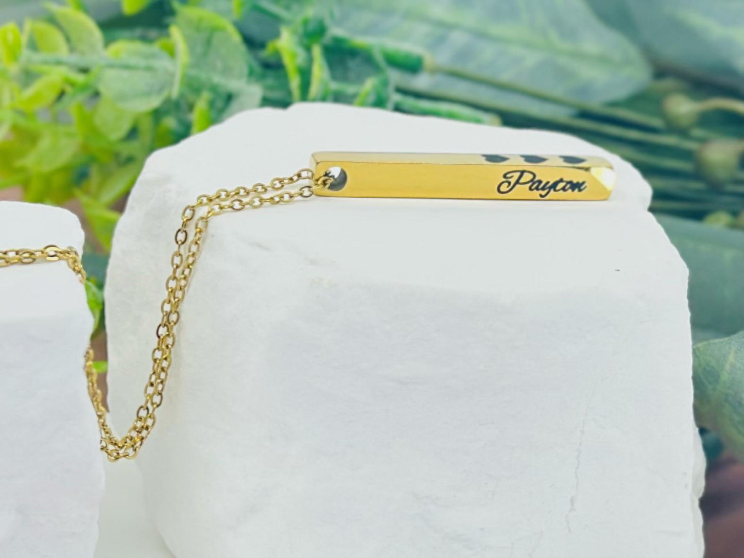 Custom Engraved Bar Necklace – Personalized Name & Heart Pendant – Minimalist Jewelry Gift for Her, Mom, Wife or Daughter