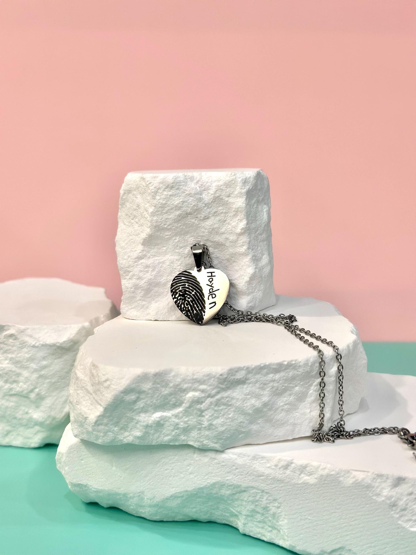 Fingerprint Necklace, Custom Heart Pendant with Engraved Name, Personalized Memorial Jewelry, Fingerprint Keepsake Gift for Loved Ones