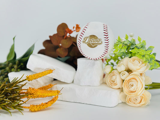 Custom Engraved Baseball – Personalized Keepsake with City or Name – Unique Gift for Sports Fans, Weddings, Birthdays, or Father’s Day